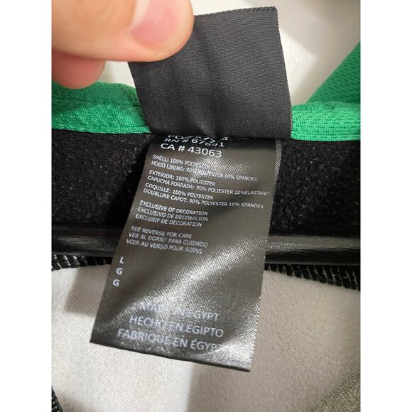 University of North Dakota Fighting Hawks Hoodie Size L - Picture 5 of 6